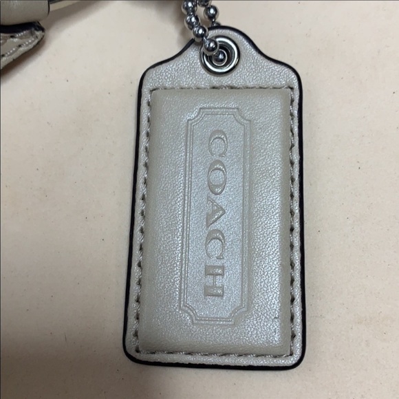 KRISTIN LEATHER HOBO (COACH F22306)
Leather - Picture 7 of 9